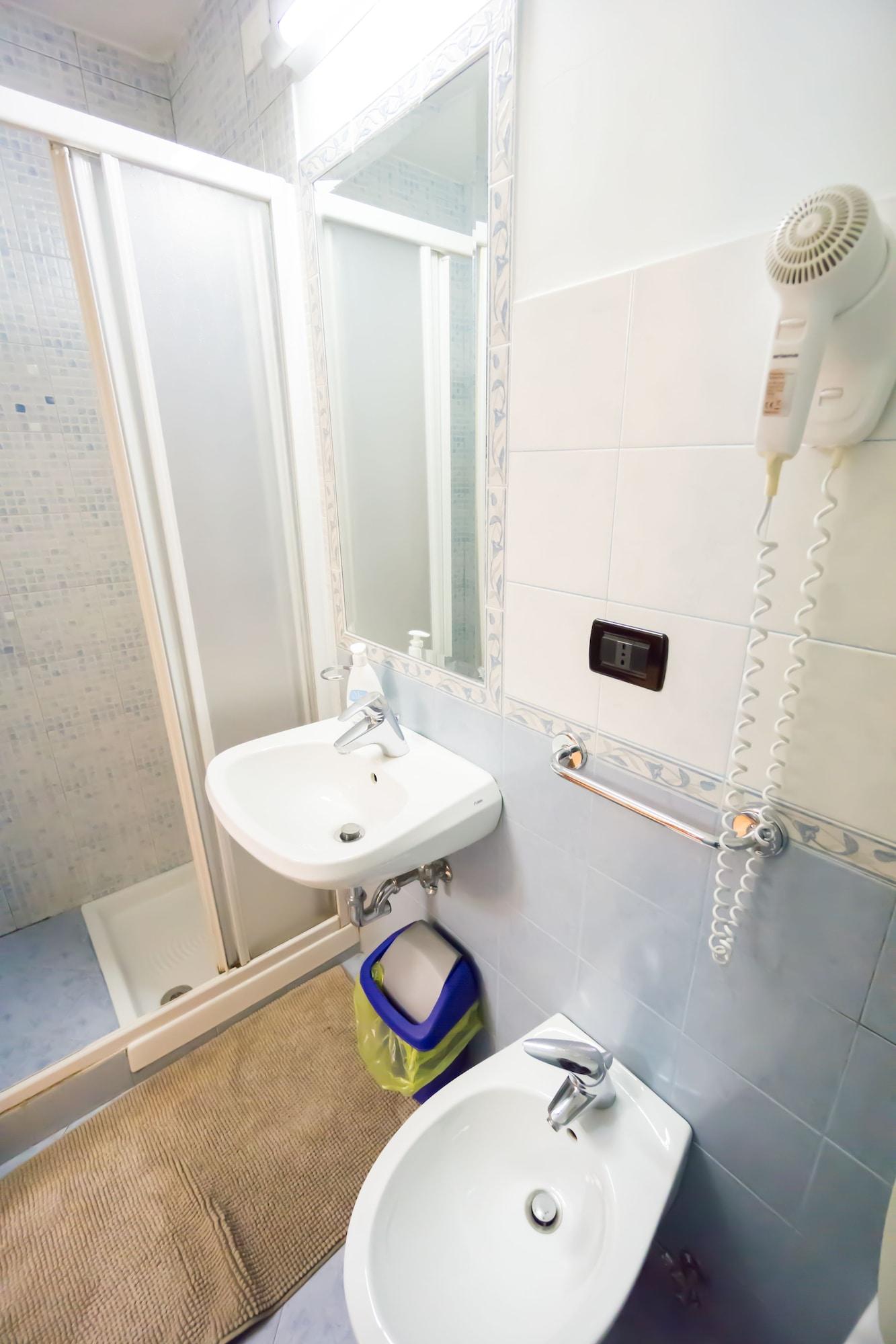 Funny Palace Hostel Rome Exterior photo