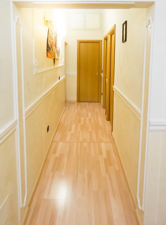 Funny Palace Hostel Rome Exterior photo