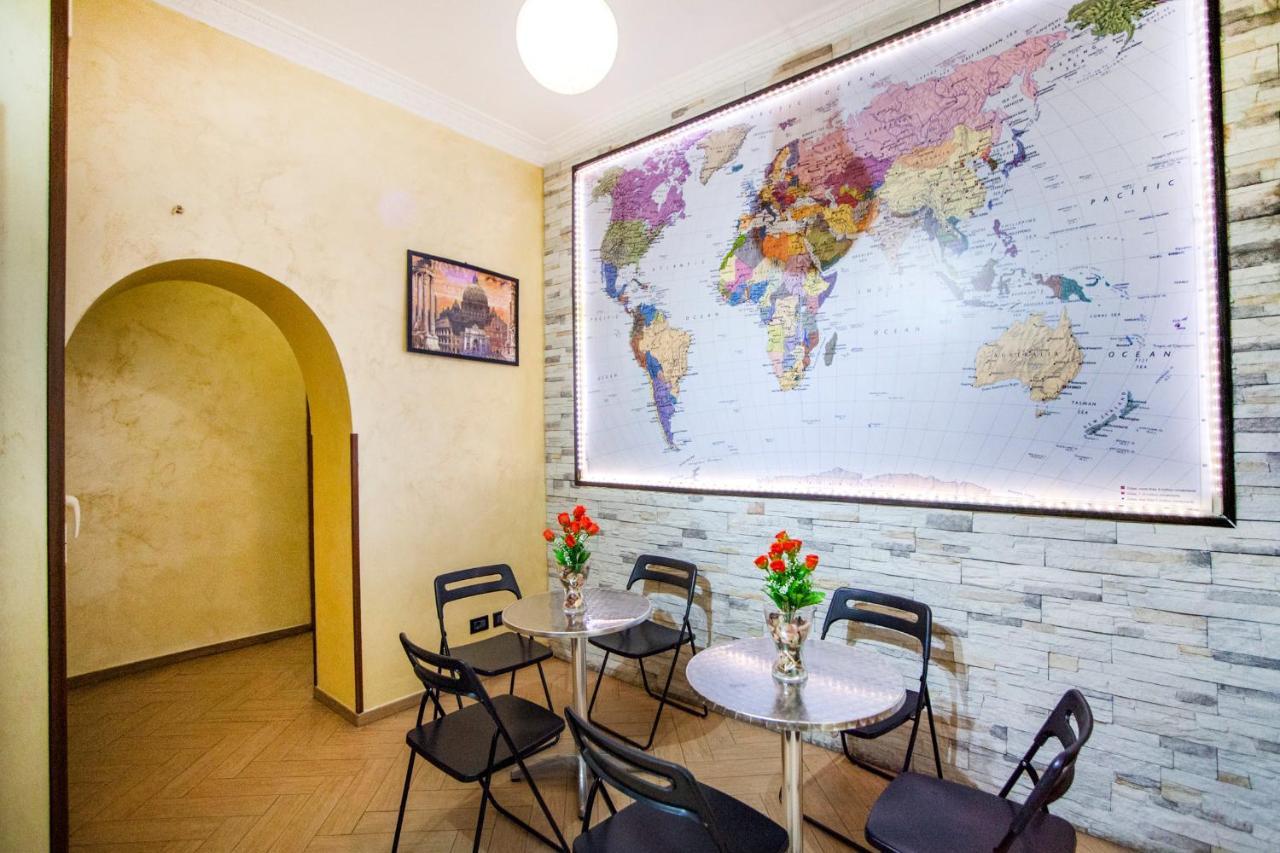 Funny Palace Hostel Rome Exterior photo